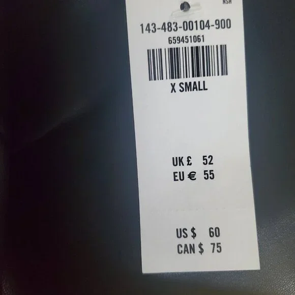 NEW! The A&F Scarlett Vegan Leather Mini Skort Skirt Pleather SZ XS Shorts CUTE! - Picture 4 of 4